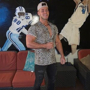 Meet your Posher, Noah